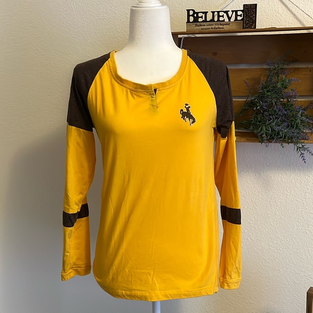 Colosseum Tee Top Size Medium